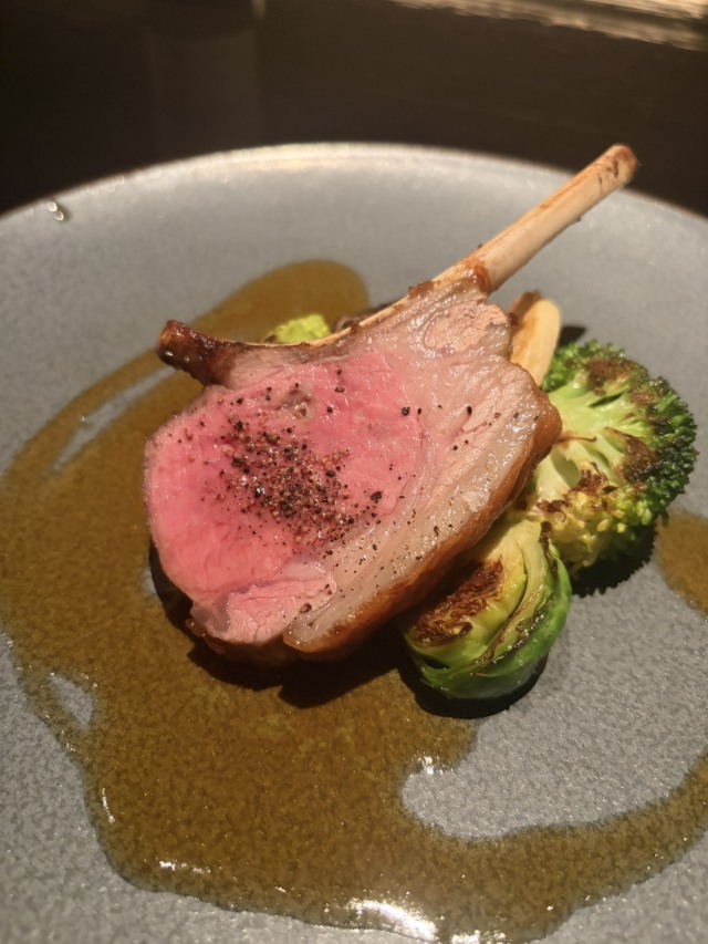Cave de Champagne DIVIN(カーヴ ド シャンパーニュ ディヴァン)の店舗画像