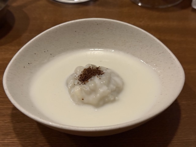 MOMO Stand Tokyo(モモ スタンド トーキョー)の店舗画像