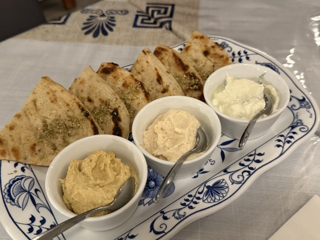 ギリシャ料理 taverna ミリュウの店舗画像
