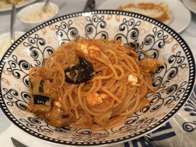 ギリシャ料理 taverna ミリュウの店舗画像