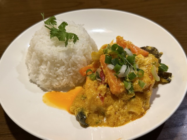 ティーヌン 青山店の店舗画像