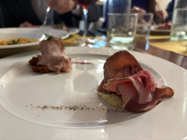 Osteria More e Macineの店舗画像