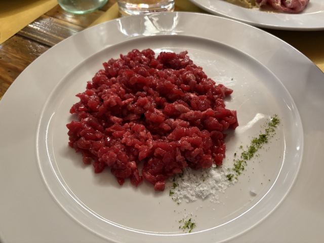 Osteria More e Macineの店舗画像