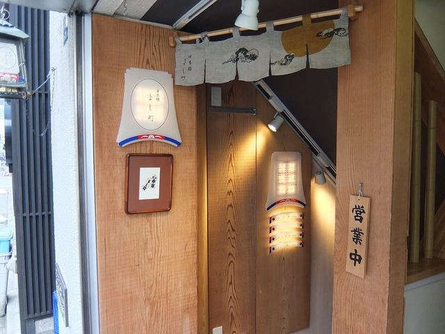 最高峰のフルーツ、クリーム、アイス
