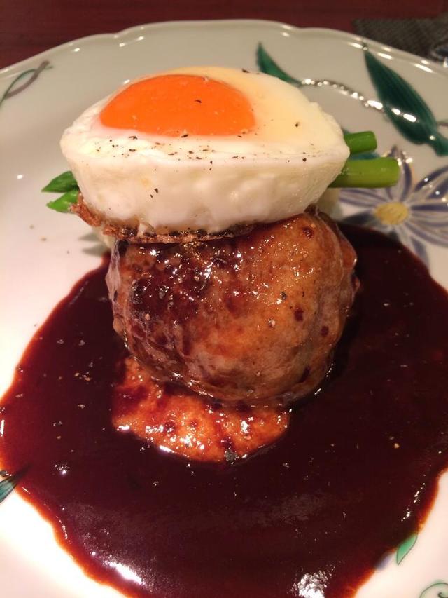 前菜から肉尽くしの肉の専門店。