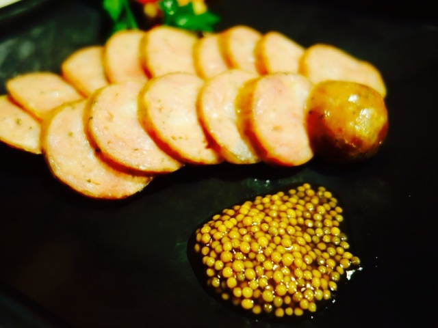 打ちたての手打ちパスタも楽しめるこじんまりとしたイタリアン