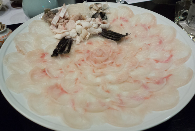 奇をてらわない、でも大胆な鮨