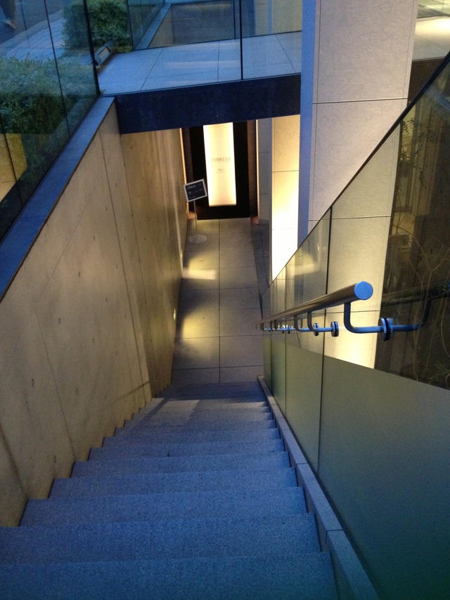 Bar a vins KUMAの店舗画像