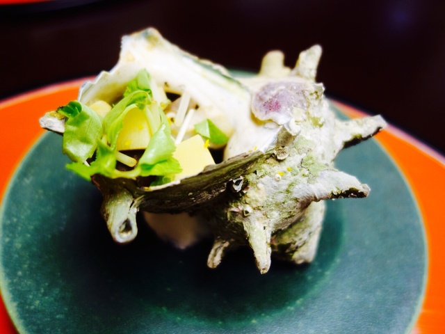 孤高の会員制寿司店