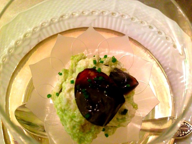 繊細にして大胆，豪華な食材