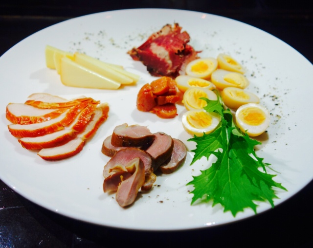 マグロのタルタルが激ウマ！