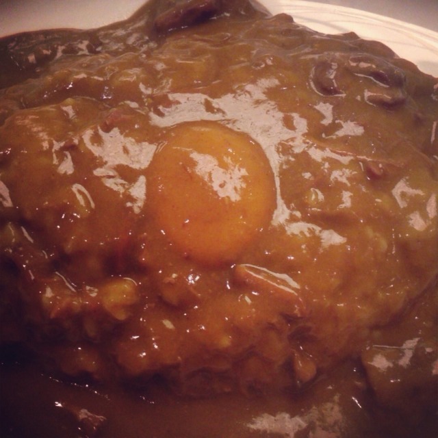 水炊き専門店。鳥スープの旨さが沁みる。