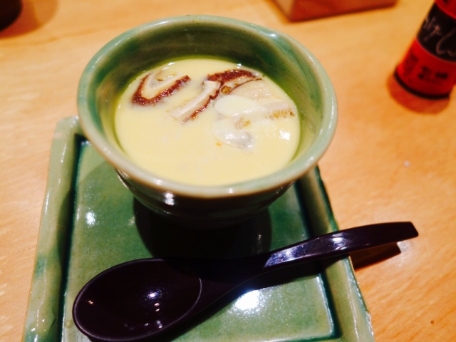 春限定・子持ち飯蛸の生卵を堪能