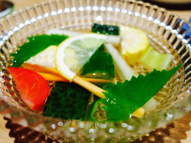 贅沢なロケーションで食べる牡蠣は最高！