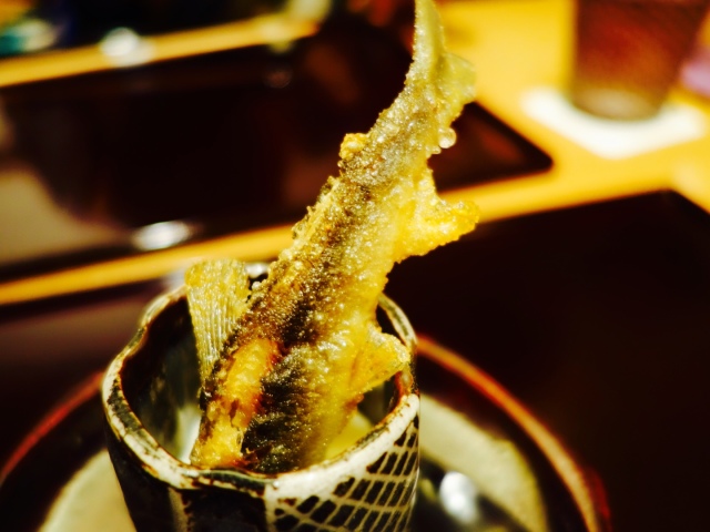 神楽坂石かわのグループの高級和食店。