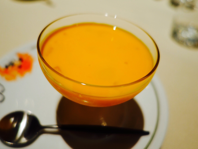 山下シェフが手掛けるこだわりの名店。