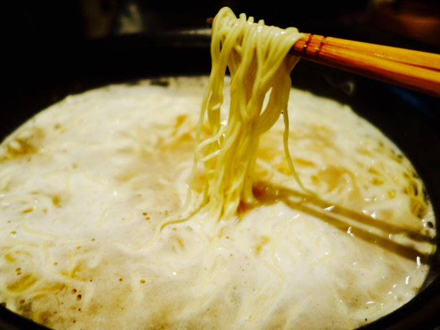 麺屋 號tetu(コテツ)の店舗画像