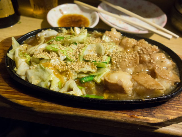 巨大パンも名物な泉州の創作フレンチ