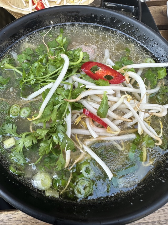 美味しい牛肉のフォーを食べて欲しい！