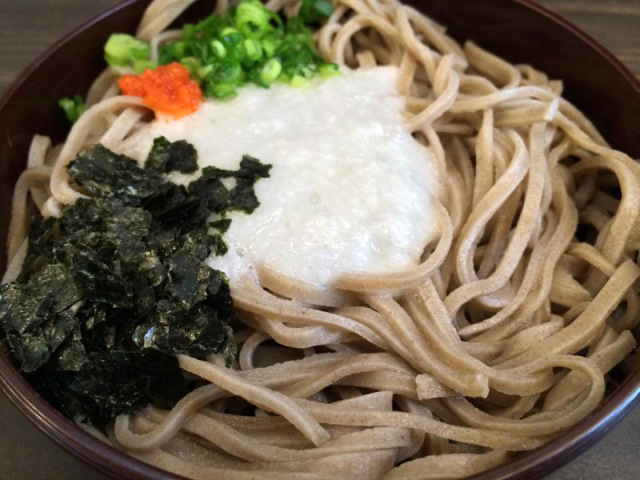 いまさらだけど初訪問。予約してまでも食べたい人を感動させる白とんかつ 。