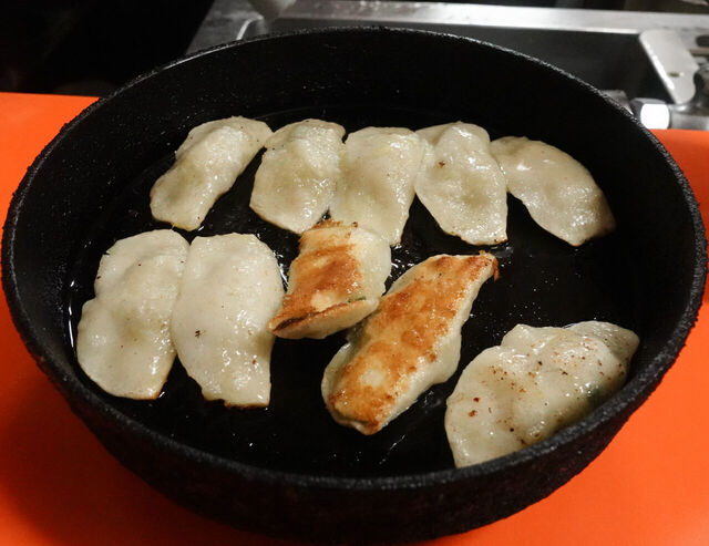 久留米の小ぶり餃子の名店