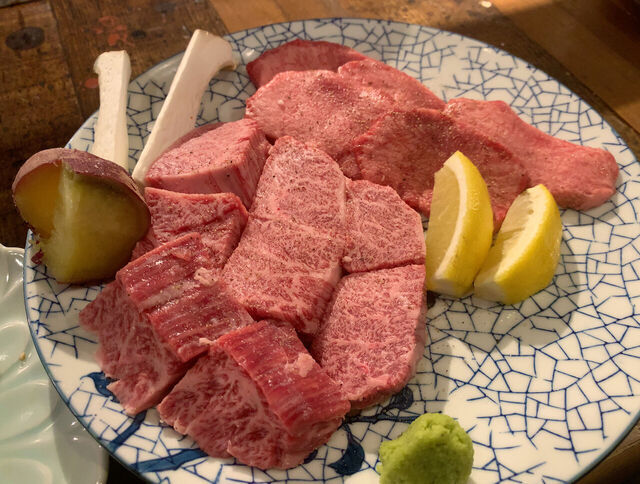 タンハラミテールが強いカウンター焼き肉店