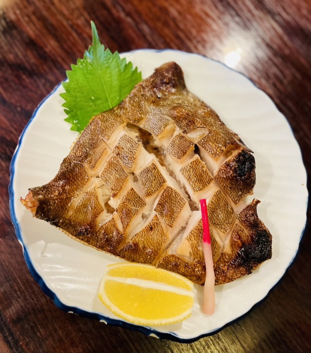 那覇の凄い魚定食屋