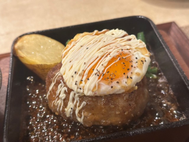 人生最高ハンバーグを堪能！
