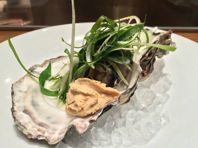 釜炊きご飯と手仕込みアジフライを堪能できる