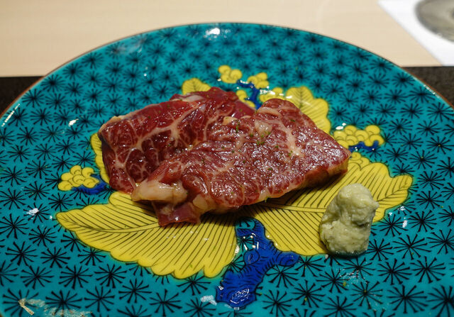 榊山牛を中心に肉焼き師が出す渾身の肉料理