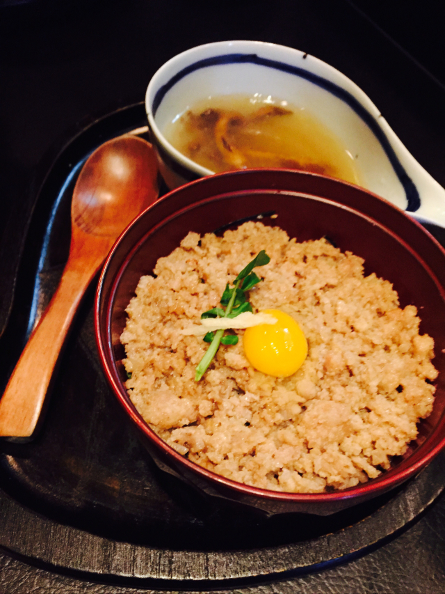 確固たる意思がないと折れそうになる行列の果てに極上の坦々麺が待っている