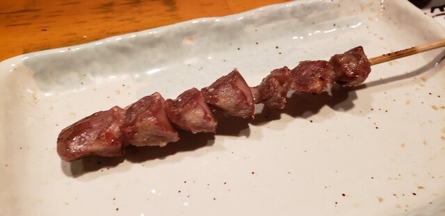 新橋の老舗焼鳥は昔とかわらず