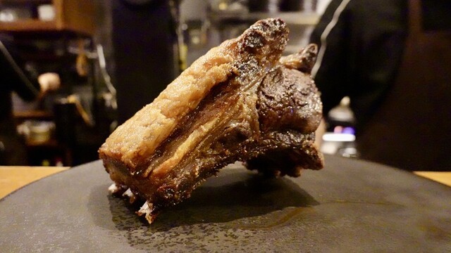 フランス料理の魅力を広める元レカン料理長による渾身のビストロ