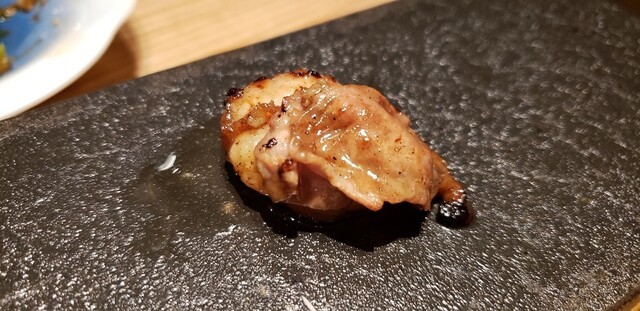 地鶏のうまさをまるまる楽しめる