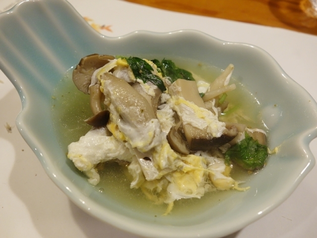 生のタコ入り辛み鍋専門店