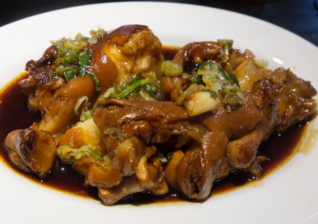 炭火焼濃厚中華そば 奥倫道の店舗画像