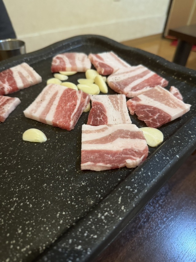 大阪鶴橋のコリアンタウンにある韓国料理店