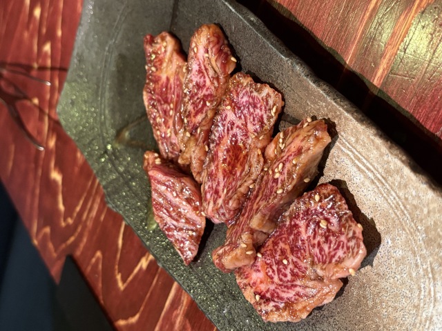 炭火焼肉うしざかの店舗画像