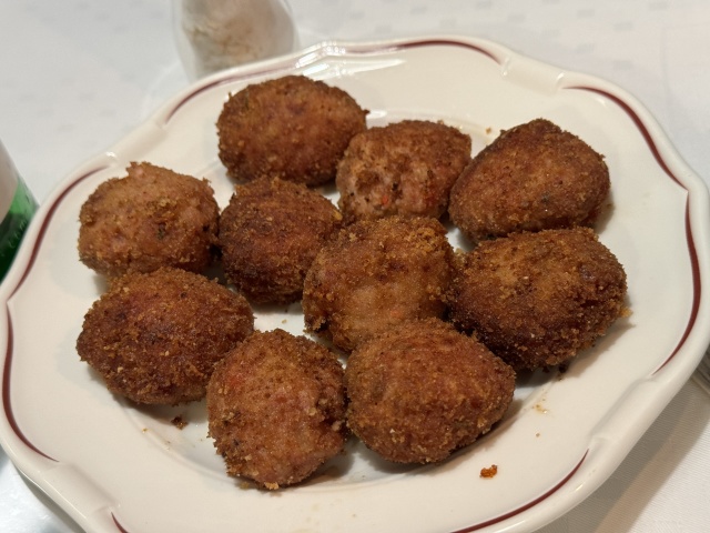 Antica Trattoria della Pesaの店舗画像