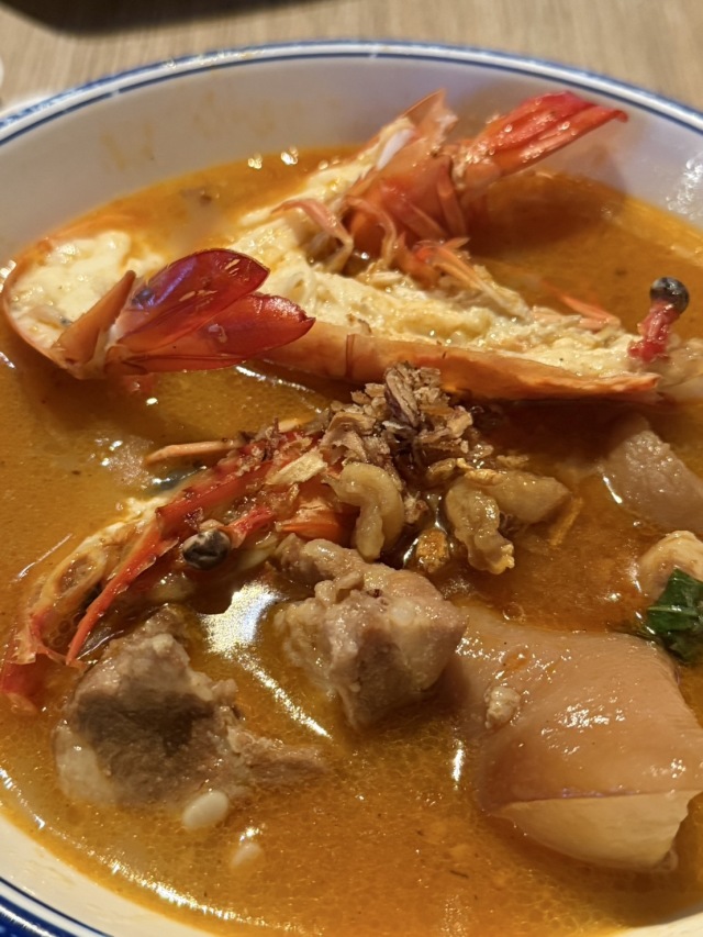 East Treasure Speciality Prawn Noodleの店舗画像