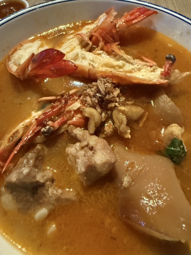 East Treasure Speciality Prawn Noodleの店舗画像