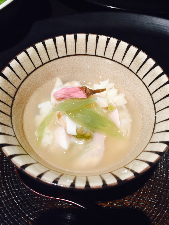 見た目も美しく考え抜かれた味わいを楽しめるフレンチ