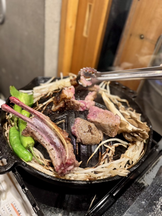 新橋 生ジンギスカン 燃える羊 (シンバシ ジンギスカン モエルヒツジ)の店舗画像