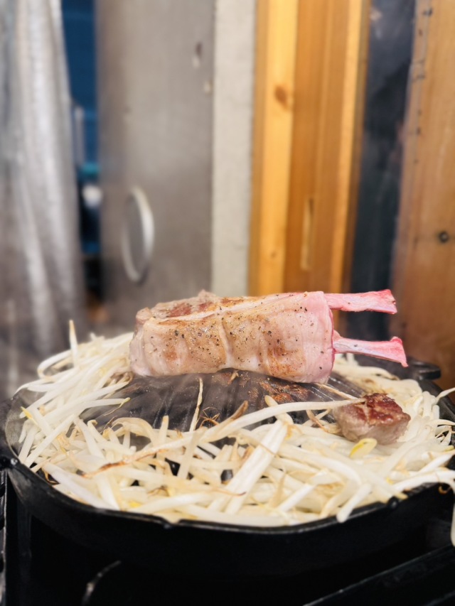 新橋 生ジンギスカン 燃える羊 (シンバシ ジンギスカン モエルヒツジ)の店舗画像