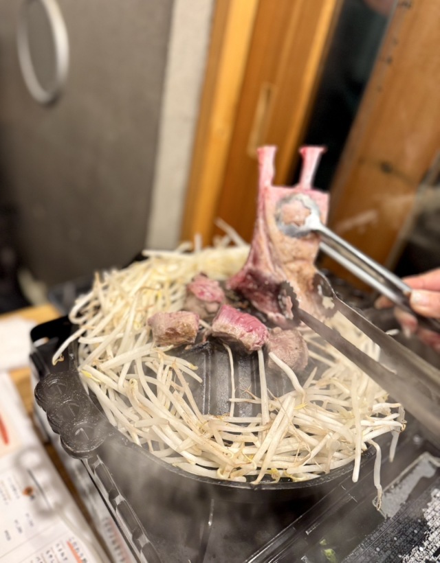 新橋 生ジンギスカン 燃える羊 (シンバシ ジンギスカン モエルヒツジ)の店舗画像