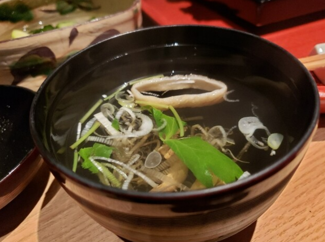 にょろ助 銀座 (ニョロスケギンザ)の店舗画像