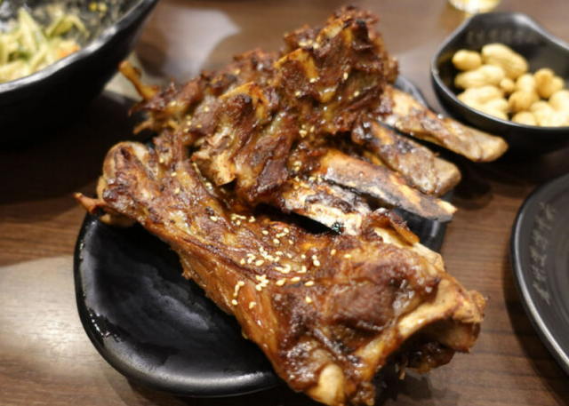 鑫牛火鍋 (シンギュウヒナベ)の店舗画像