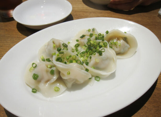 水餃子と胡椒シュウマイの二兎 東比恵の店舗画像