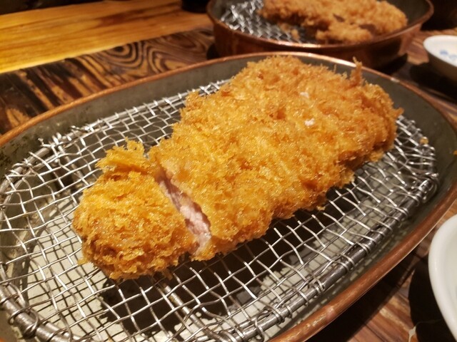 かつ好(カツヨシ)の店舗画像
