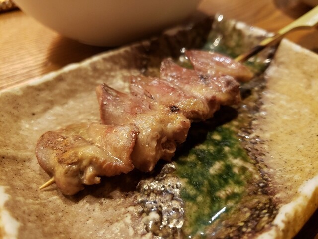 YAKITORI 燃 本店 (ヤキトリ モエ ホンテン)の店舗画像
